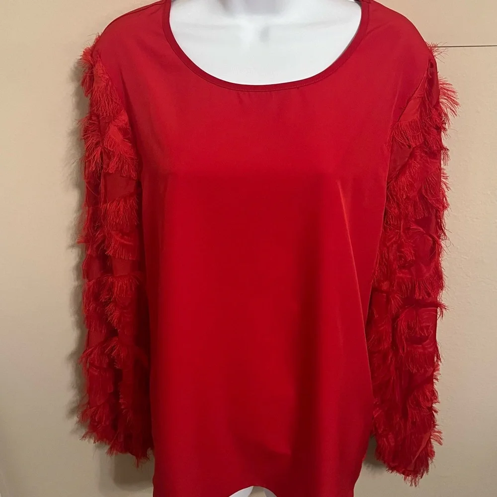 Never Been Worn-Red Fringed Sleeve Women's Top - Picture 3 of 5